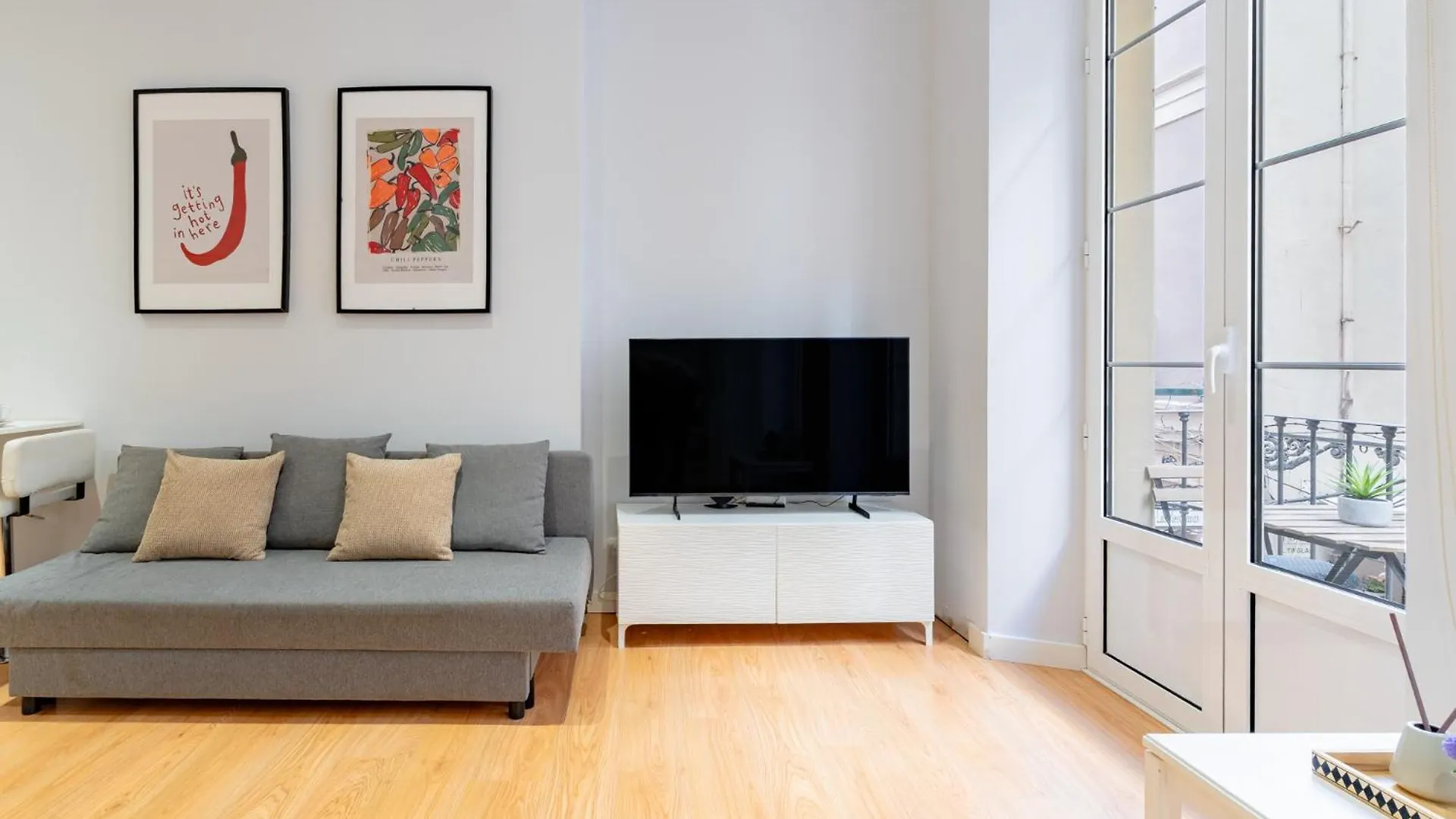 Admiral City Studio Malaga 0*,